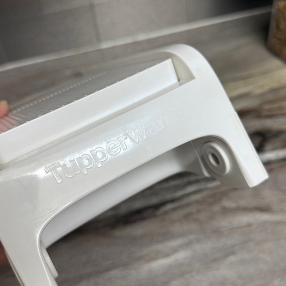Tupperware Mandolin - Picture 2 of 4